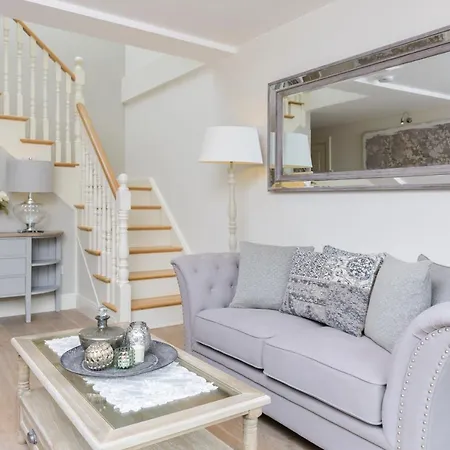 Apartment Shrubbery Mews Luxury *