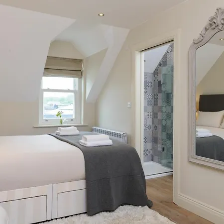 Shrubbery Mews Luxury Daire *