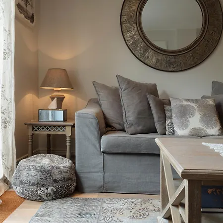 Daire Shrubbery Mews Luxury Kenmare