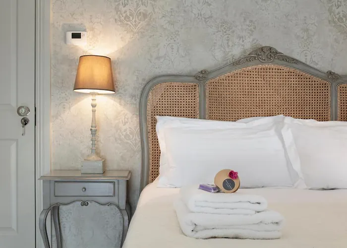 Shrubbery Mews Luxury *